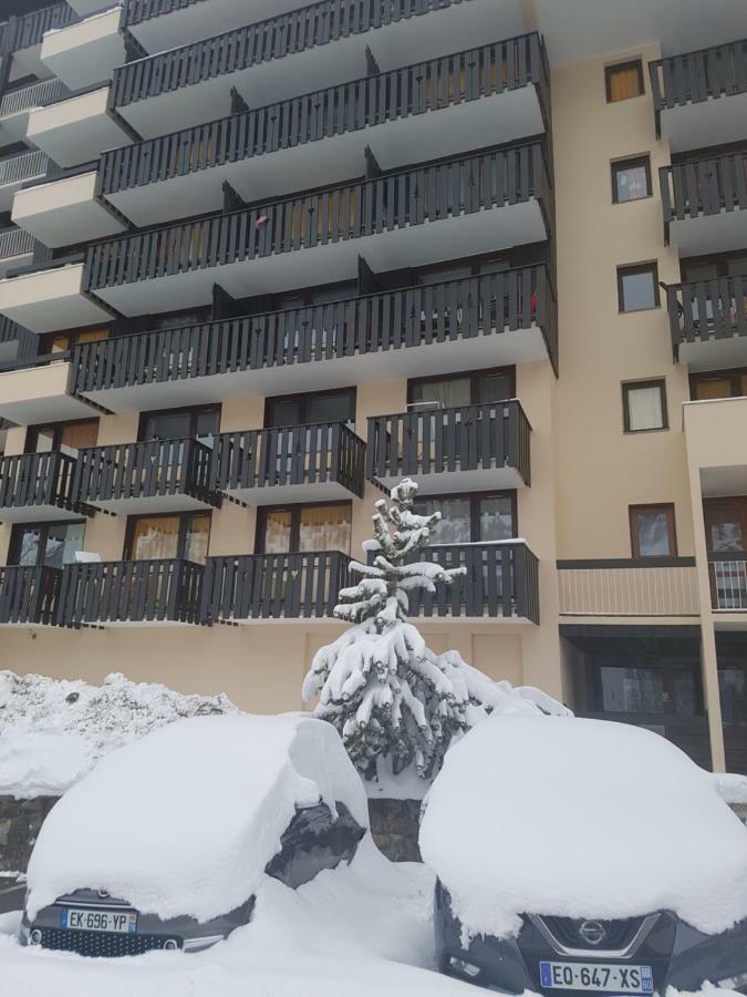 Front De Neige Isola 2000 Apartment Bagian luar foto